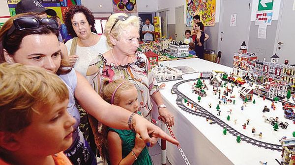 Si è chiusa col botto la fiera del Lego andata in scena a Ballabio