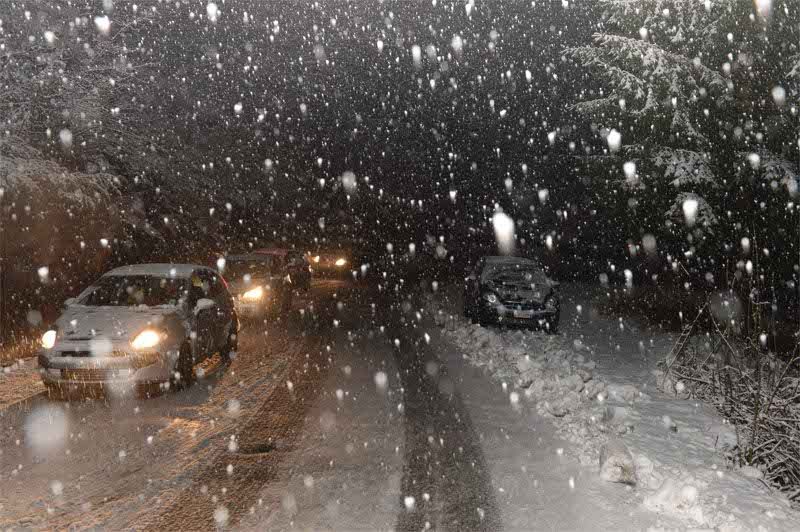 Margno incidente stradale e traffico nel caos