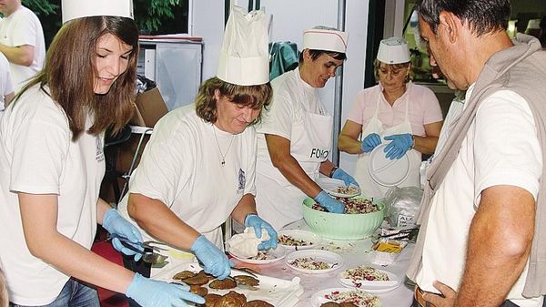 Torna la sagra dei chiscioi a Tirano capace di attirare numerosi turisti e residenti