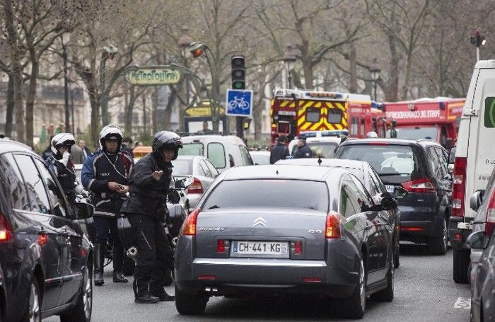 Charlie Hebdo: terroristi verso Parigi