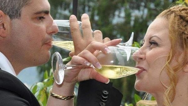 Simone Sigismondi con la moglie Cinzia, ancora oggi nessuno sa cosa sia successo nel cantiere ticinese