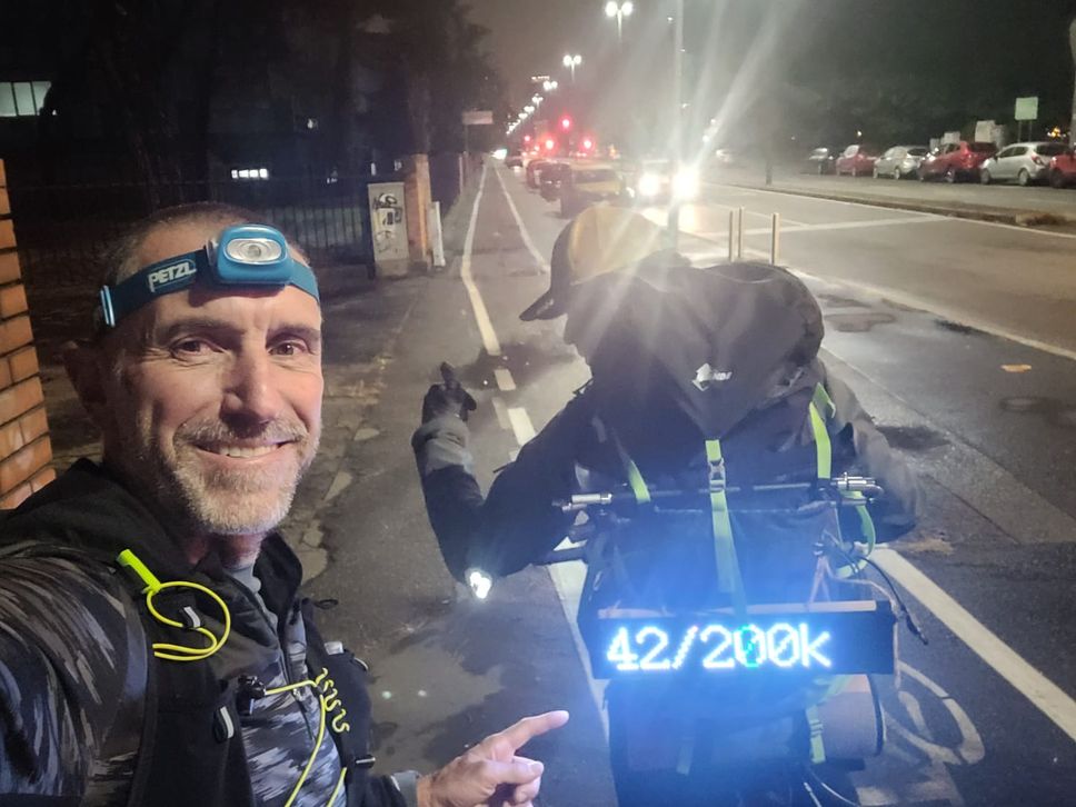 Alcune immagini del percorso di Roberto Crippa da Lecco a Genova