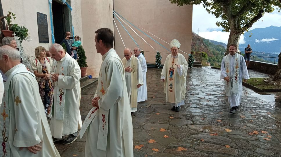 L’arrivo dl Cardinale Cantoni alla Madonna del Soccorso L’arrivo dl Cardinale Cantoni alla Madonna del Soccorso