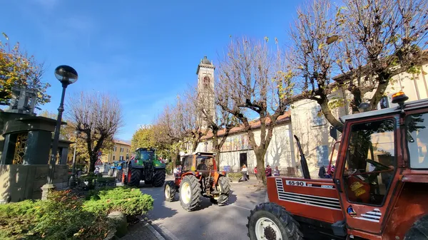 La sfilata dei trattori per la Festa del Ringraziamento