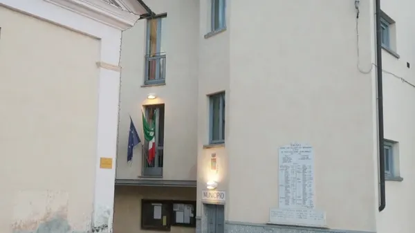 Il municipio di Faedo