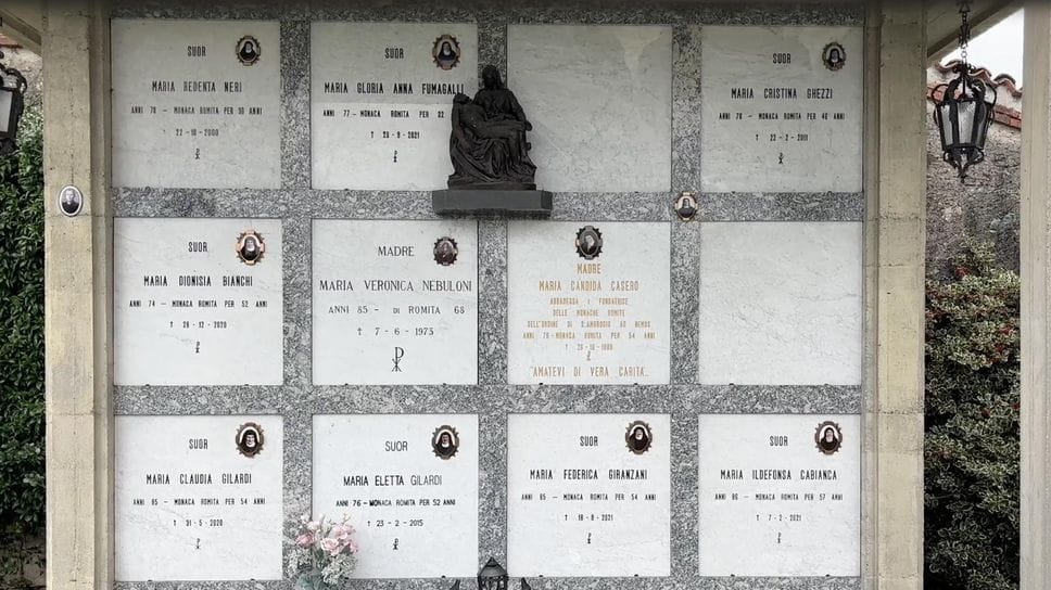 La Valletta Brianza - Il cimitero della monache romite La Valletta Brianza - Il cimitero della monache romite