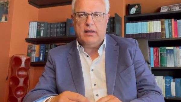 Ezio Trabucchi, 60 anni, avvocato, per quindici anni sindaco di Valdidentro