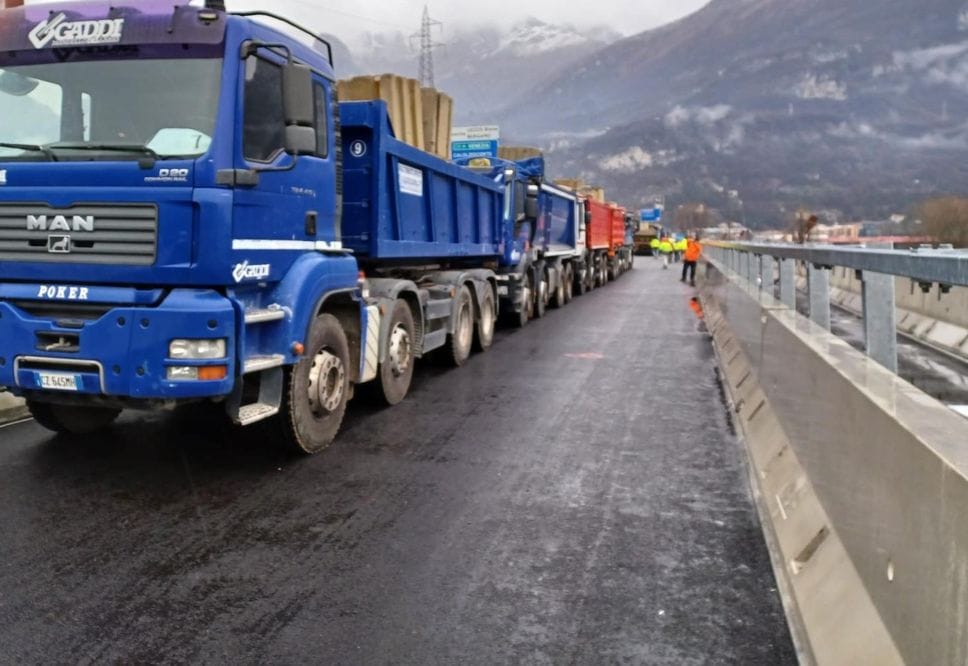 Prove di carico sul quarto ponte