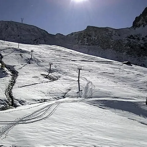 Tragedia in Valgerola: muore dopo una caduta di 300 metri - Cronaca ...