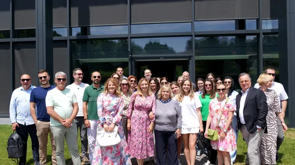 La delegazione serba in visita alla Pharmalife