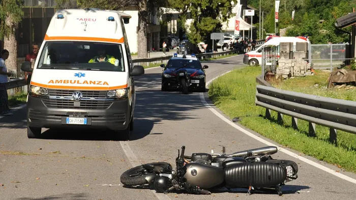 Si scontra con una moto sulla Statale 37 a Piuro: è grave un ciclista ...