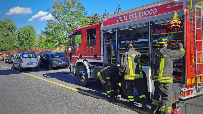Incidente sulla SS36 a Civate: tre feriti, intervento di ambulanze e ...