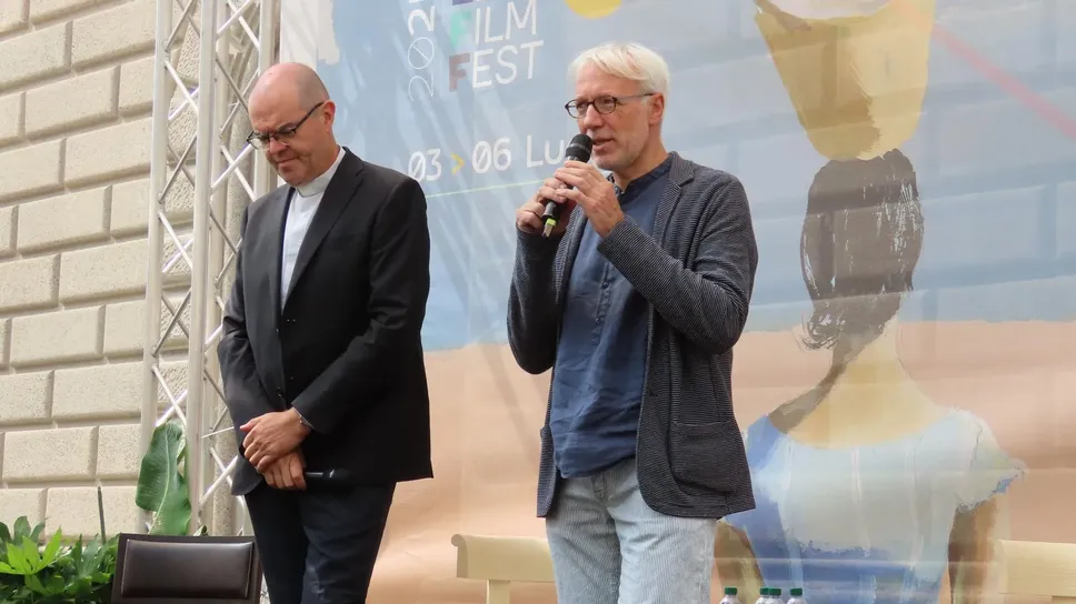 A sinistra Monsignor Davide Milani, presidente della Fondazione Ente dello Spettacolo A sinistra Monsignor Davide Milani, presidente della Fondazione Ente dello Spettacolo