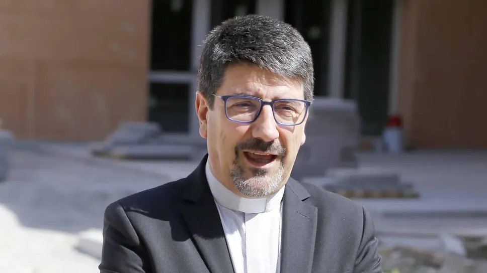 il prevosto di Lecco, monsignor Bortolo Uberti