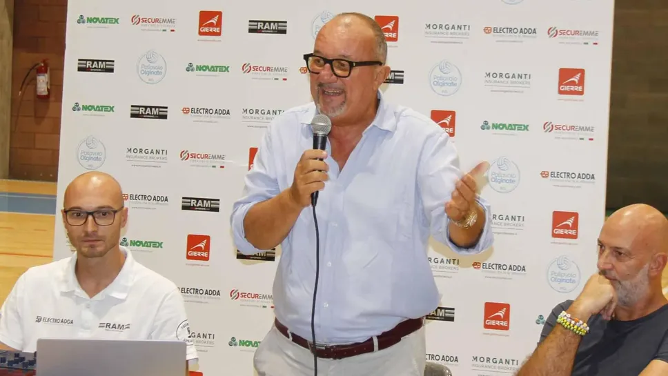 Il presidente Lorenzo Riva Il presidente Lorenzo Riva
