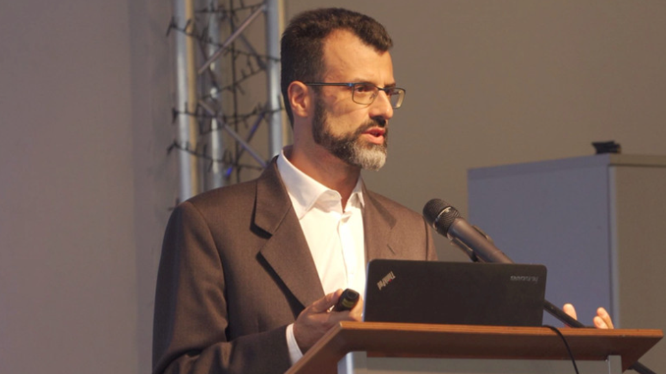 L’Ing. Enrico Frumento, Cybersecurity Research Lead di Cefriel, centro di innovazione digitale fondato dal Politecnico di Milano