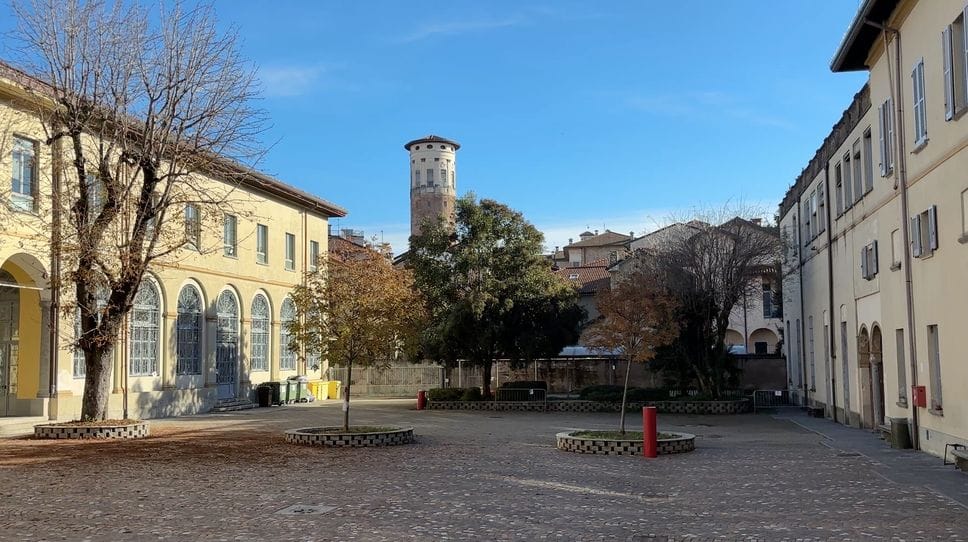 Il cortile della scuola secondaria di primo grado “A.Manzoni”