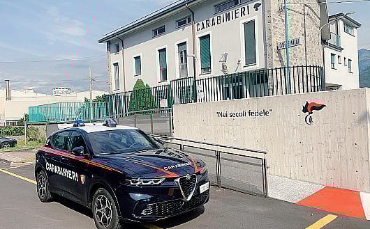 La denuncia è stata presentata alla caserma dei carabinieri di Delebio