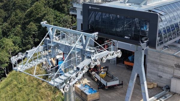 Piani di Bobbio: quasi pronta la nuova cabinovia, si cercano gli impiantisti