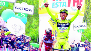 Il Giro d’Italia torna nel Lecchese, volata finale per Bobbio