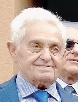 Addio Gianni Fava L’imprenditore delle bottigliette