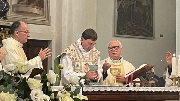 Albosaggia, don Renato Corona è il nuovo parroco: «Costruiamo una comunità capace di prendersi cura dei più fragili»