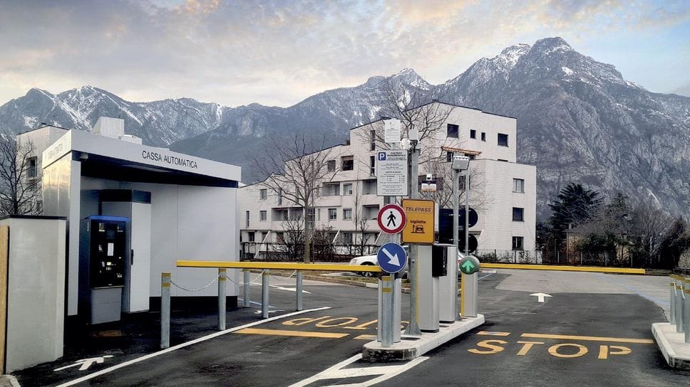 Lecco, oltre 3 milioni dai parcheggi in un anno: «Per il 2027 stesse tariffe» 