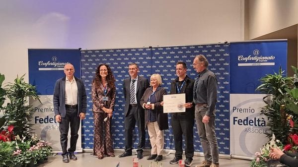 Confartigianato Lecco, 40 anni di fedeltà: premiate 27 aziende