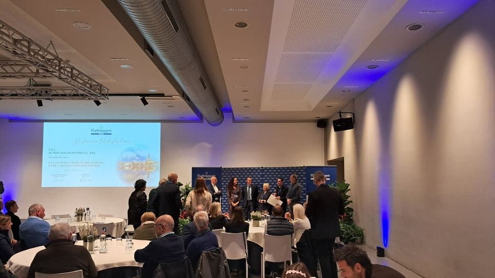 Confartigianato Lecco, 40 anni di fedeltà: premiate 27 aziende