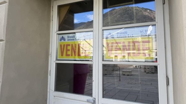 In vendita il bar del Teatro Sociale di Sondrio