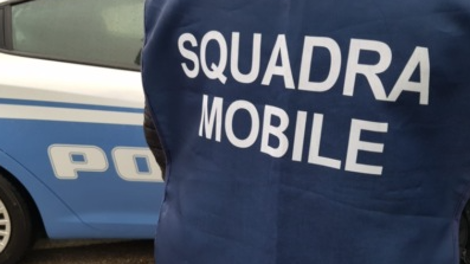 Lecco, finto carabiniere deruba un’anziana, arrestato diciannovenne