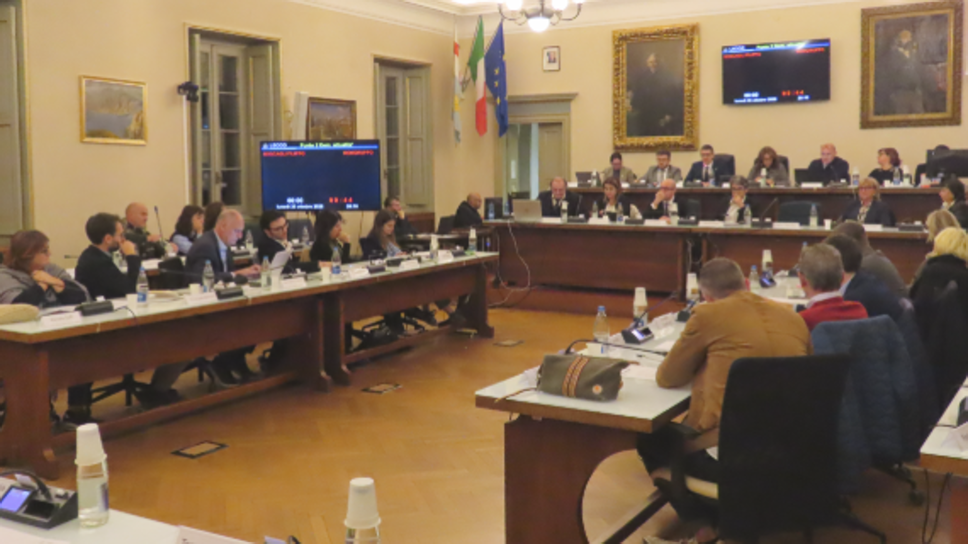 Lecco, scontro sulle tasse tra Brigatti e Regazzoni