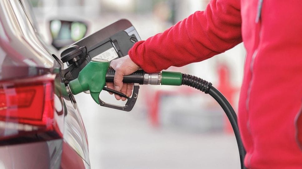 Caro carburanti, a Sondrio conto da 38 milioni: spesa in aumento del 20%