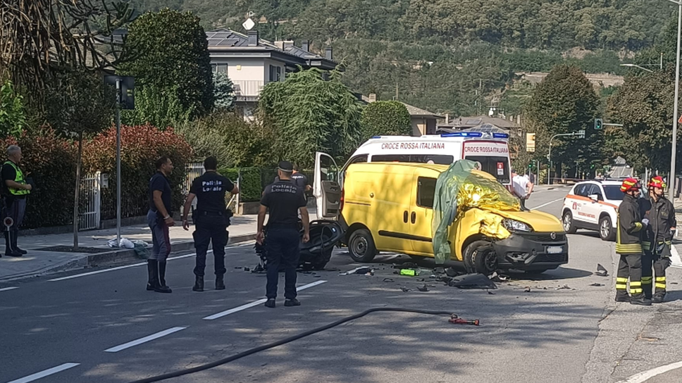 Morbegno, scontro tra scooter e Fiorino: morti marito e moglie