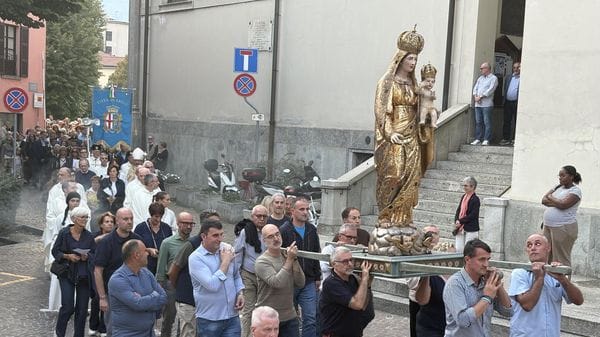 Lecco celebra la Madonna del Rosario