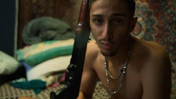 Il gip su Baby Gang: «Una rete pronta a combattere fino alla morte per lui»