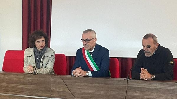 Faedo, il Centro ittiogenico protegge il temolo: visita del prefetto alla struttura