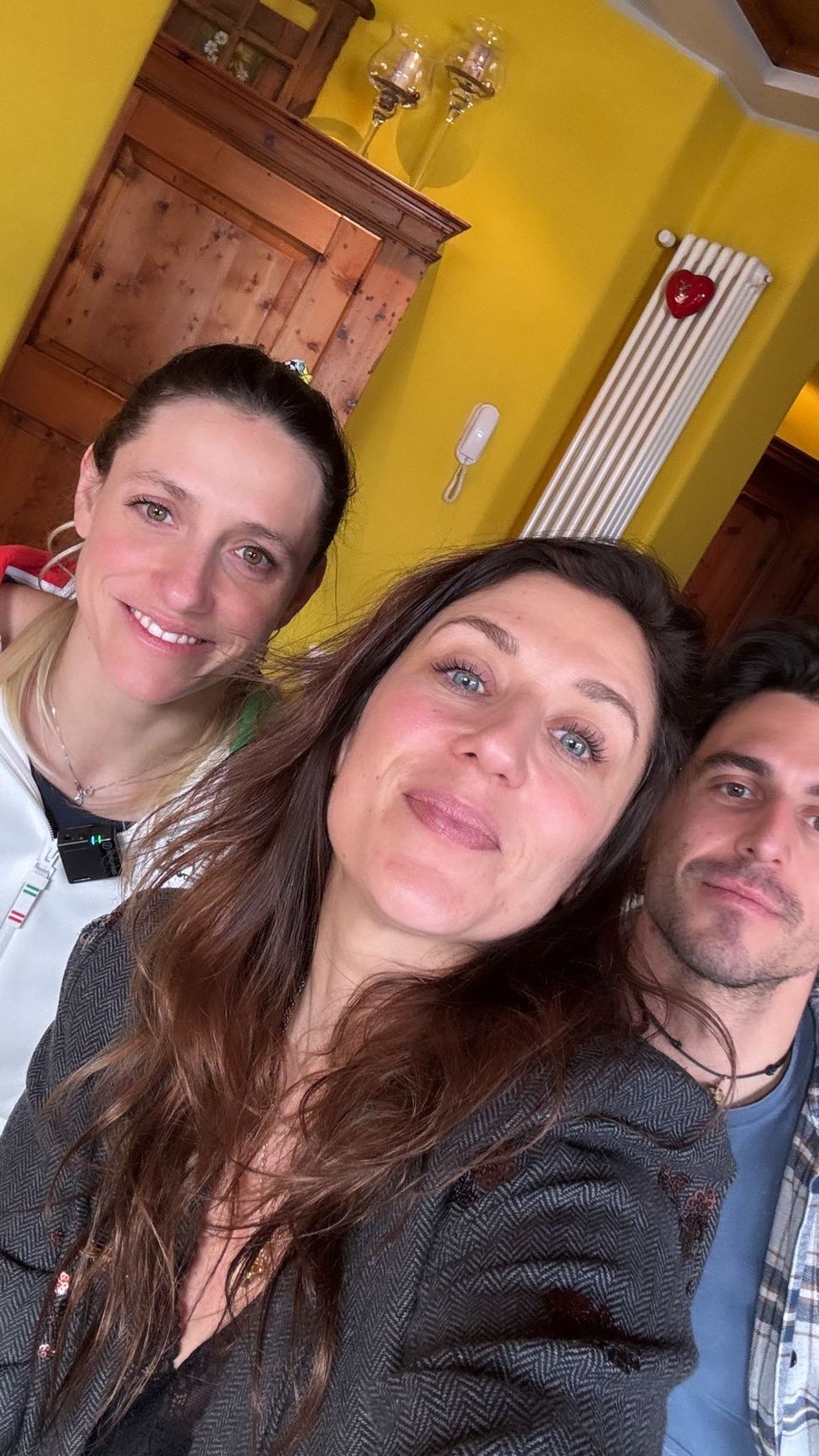 Format pensato per le Olimpiadi. Protagonisti Laura Arena (al centro), Martina Valcepina e Luigi Pedranzini