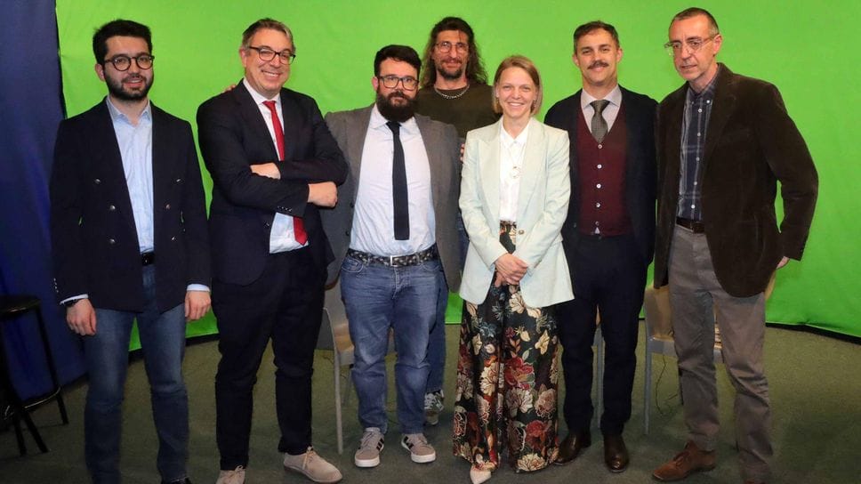 Da sinistra: Filippo Tommaso Ceriani, Stefano Spreafico, Fabio Landrini, Gianni De Masi, Arianna Fontana, Anthony Lobello e Luca Begalli