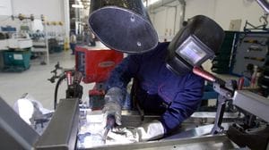 Lecco, assunzioni: a marzo duemila ingressi. Rallenta l’occupazione