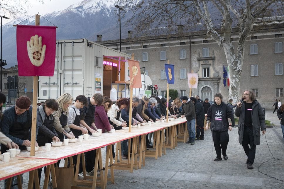 A Morbegno riscoperta l’arte della panificazione con “Pane Nostro”