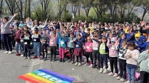 Calolziocorte, 700 bambini in marcia per la pace