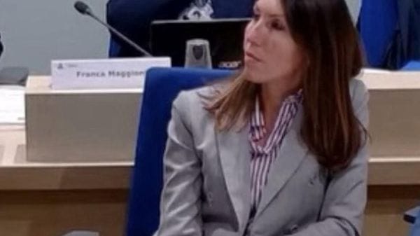 Merate, volontaria del piedibus allontanata: avrebbe chiesto i numeri agli studenti