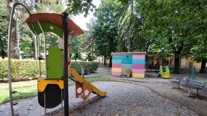 Allerta vento in Lombardia: domani raffiche fino a 90 km/h, chiusi i parchi di Lecco