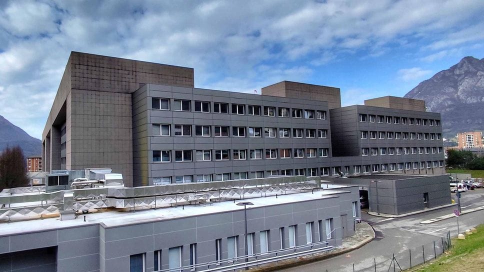 Incidente in pista a Chiesa, resta grave lo sciatore 80enne