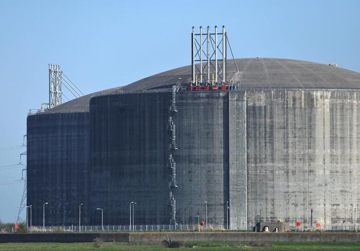 Moody's, se chiuso a lungo Hormuz gas potenzialmente a 100 euro