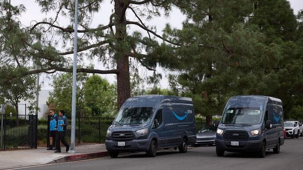 Amazon, nuova area per consegne più veloci nell'area di Milano