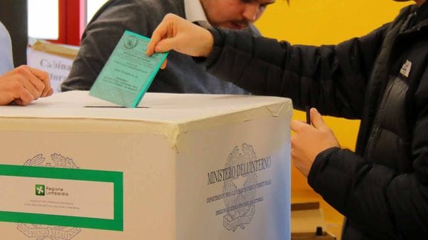 Quel virus dei politici l’allergia ai  programmi