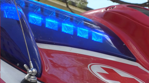 Auto contro un camion a Varenna, traffico bloccato