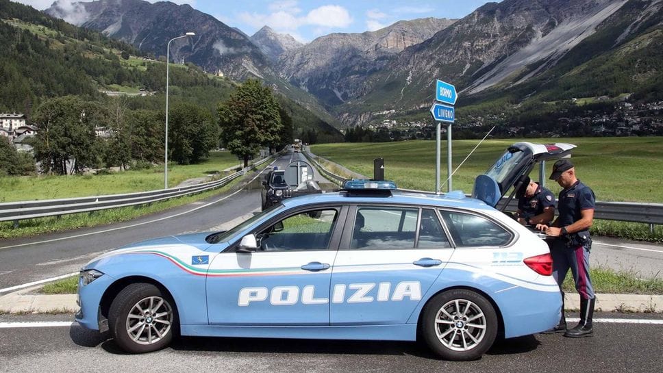 Sondrio, Polstrada e polizia postale : «Pochi agenti e a rischio il servizio»